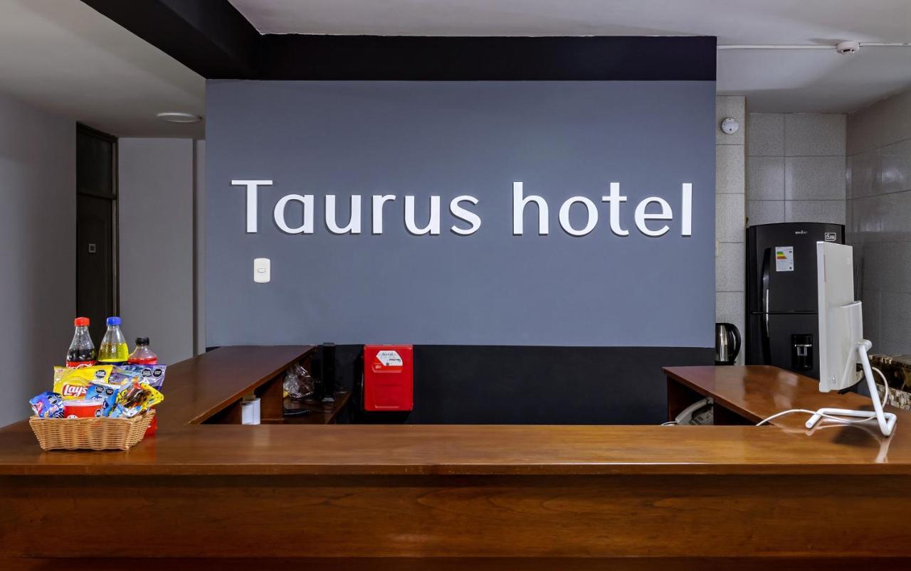 Hotel Taurus ปิวรา ภายนอก รูปภาพ